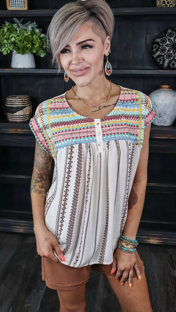 Savanna Jane Country Views Top