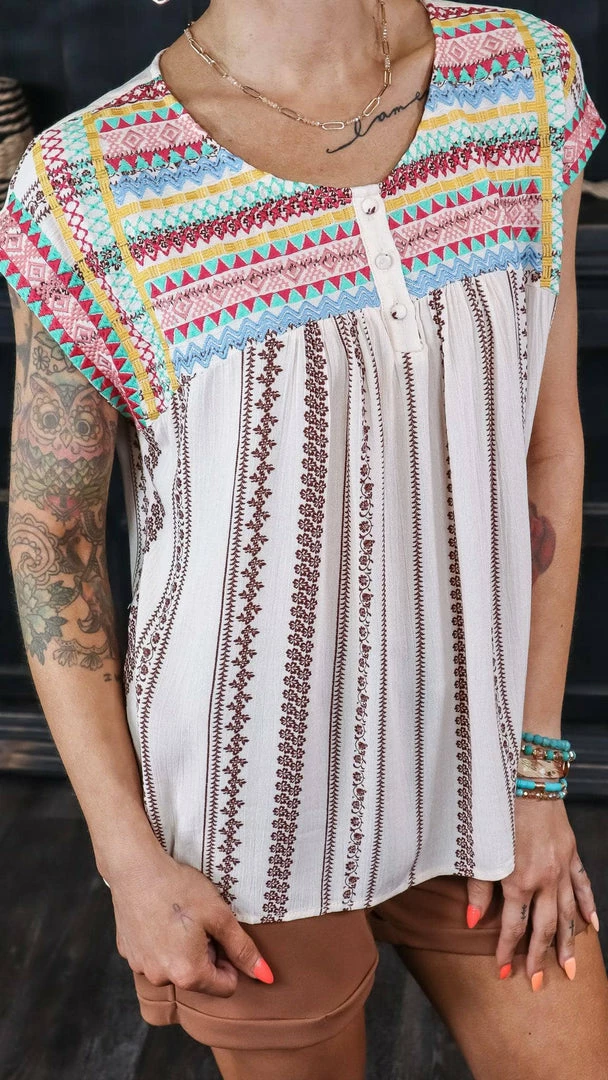 Savanna Jane Country Views Top