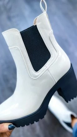 Chinese Laundry SHOES Cream Good Day Booties