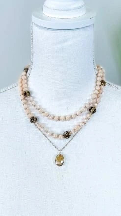 Southern Grace Cream See Me Now Necklace ACCESSORIES