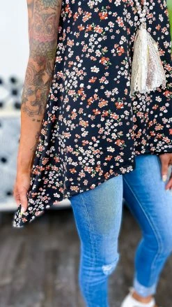 The ZigZag Stripe Daily Thoughts Tank