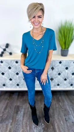 The ZigZag Stripe TOPS & TUNICS Dark Jade Boyfriend V-Neck Tee