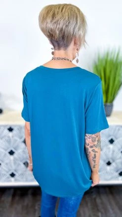 The ZigZag Stripe TOPS & TUNICS Dark Jade Boyfriend V-Neck Tee