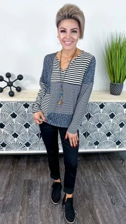 Sugarfox Deciding Factor Top TOPS & TUNICS