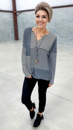 Sugarfox Deciding Factor Top TOPS & TUNICS