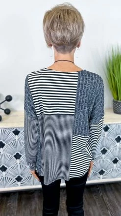 Sugarfox Deciding Factor Top TOPS & TUNICS
