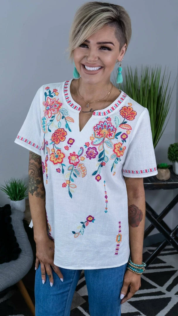 Savanna Jane Different Perspectives Top TOPS & TUNICS