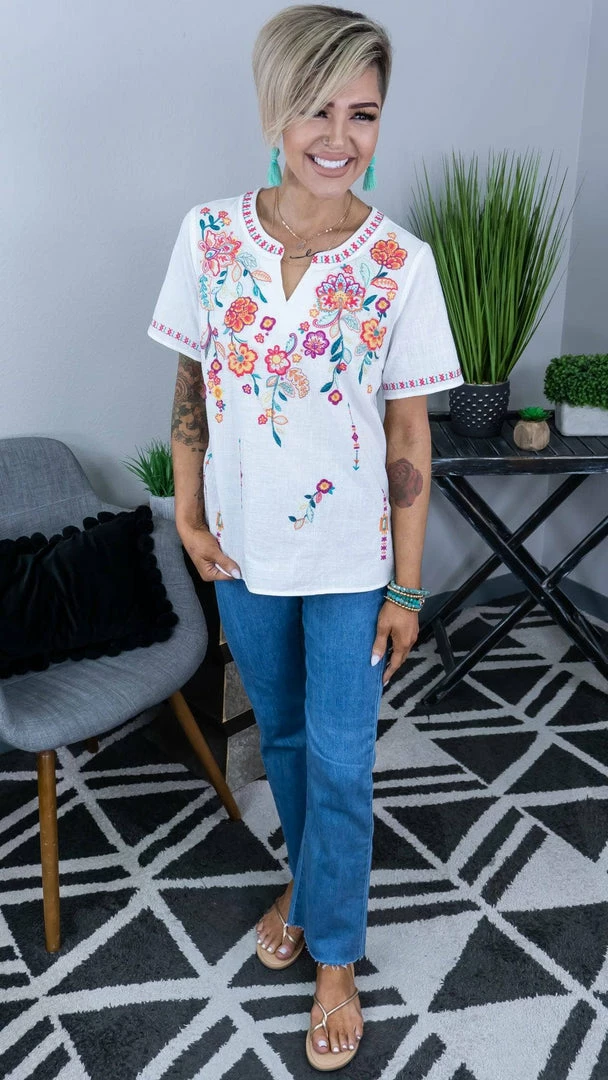 Savanna Jane Different Perspectives Top TOPS & TUNICS