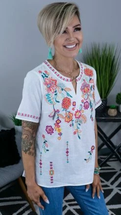 Savanna Jane Different Perspectives Top TOPS & TUNICS