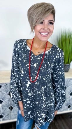 The ZigZag Stripe Dreaming Bigger Top TOPS & TUNICS