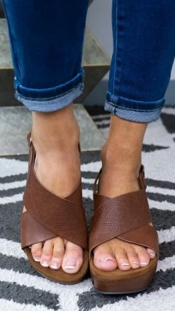 LA Shoe King Esther Wedges SHOES