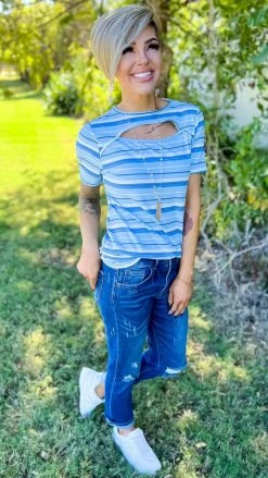 The ZigZag Stripe Everyday Possibility Top [NO RETURNS]