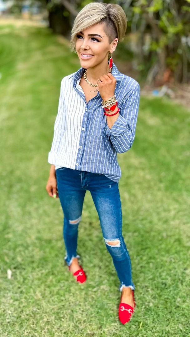 The ZigZag Stripe TOPS & TUNICS Fashion Society Top