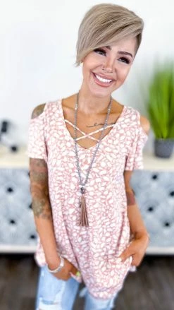 The ZigZag Stripe TOPS & TUNICS Flavor Of The Week Top [NO RETURNS]