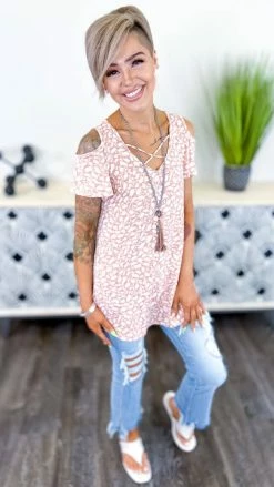 The ZigZag Stripe TOPS & TUNICS Flavor Of The Week Top [NO RETURNS]