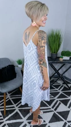 Emily Wonder Focusing On Forever Dress