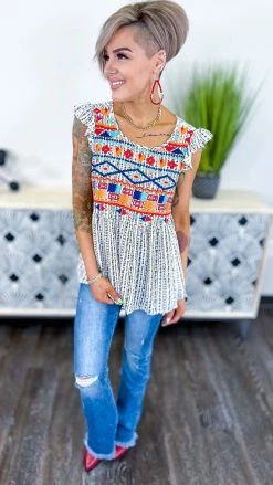 Savanna Jane Getting Inspired Top