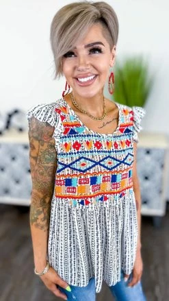 Savanna Jane Getting Inspired Top