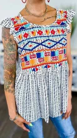 Savanna Jane Getting Inspired Top