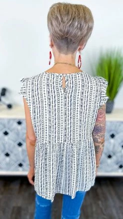 Savanna Jane Getting Inspired Top