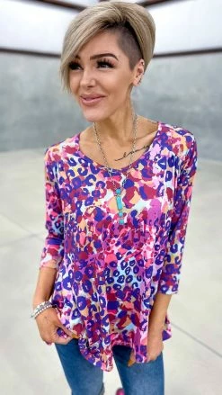 The ZigZag Stripe TOPS & TUNICS Going Your Own Way Top