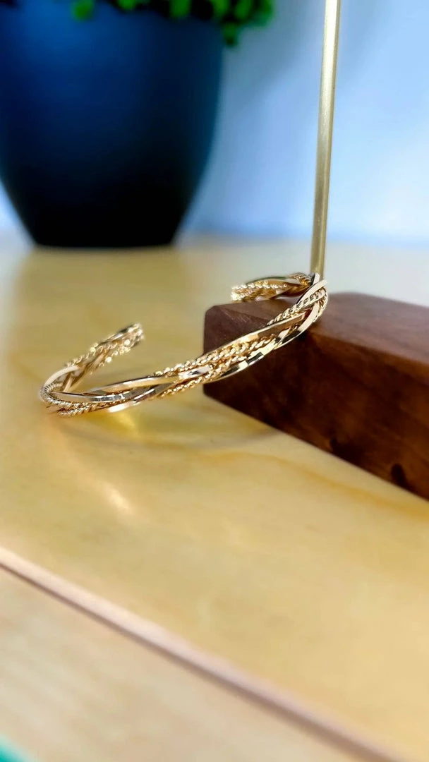 Urbanista Gold Record Bracelet ACCESSORIES