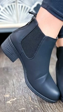 Miami Shoe Gossi Booties