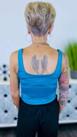 The ZigZag Stripe Green Crop Brami