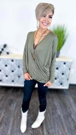 The ZigZag Stripe Green Divine Life Top [NO RETURNS]