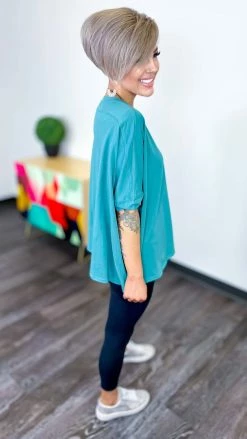 The ZigZag Stripe TOPS & TUNICS Green Home For Now Top