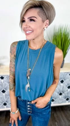 The ZigZag Stripe TOPS & TUNICS Green Into Motion Top [NO RETURNS]