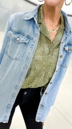 Easel TOPS & TUNICS Green Saturday Stroll Top [NO RETURNS]