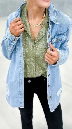 Easel TOPS & TUNICS Green Saturday Stroll Top [NO RETURNS]