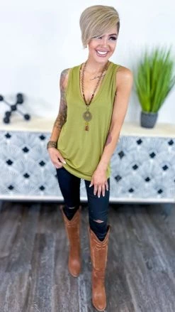 The ZigZag Stripe Green Stellar Time Tank