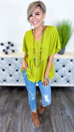 The ZigZag Stripe TOPS & TUNICS Green Trip To Venice Top