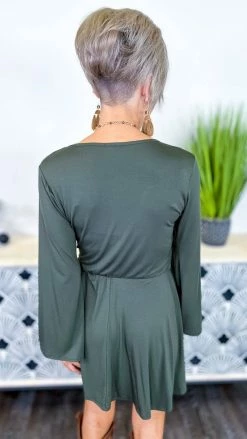 The ZigZag Stripe Green Winning Awards Dress DRESSES