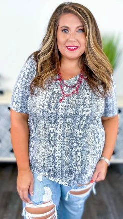 The ZigZag Stripe Grey Aztec Boyfriend V-Neck Tee [NO RETURNS] TOPS & TUNICS