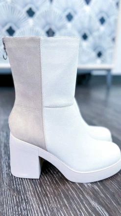 Chinese Laundry SHOES Groove Boots