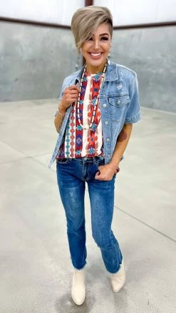 The ZigZag Stripe Hang Onto Friends Top [NO RETURNS] TOPS & TUNICS