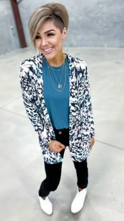 The ZigZag Stripe OUTERWEAR Hear The Beat Cardigan