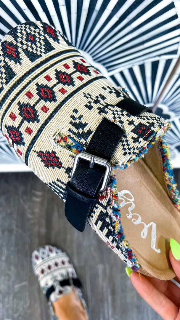 Very G Hebe Slip On Shoes