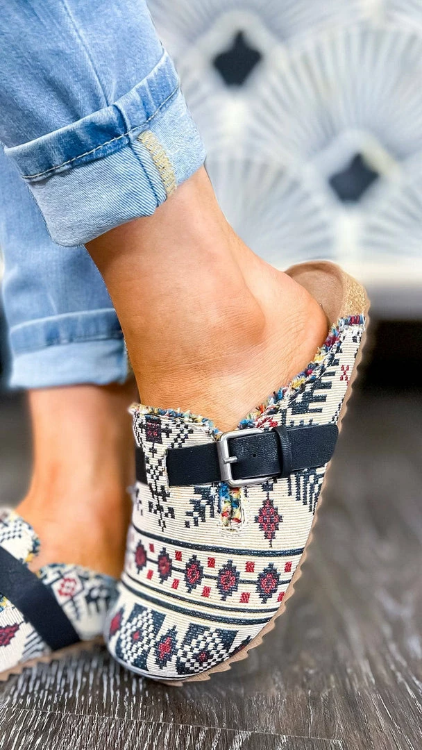 Very G Hebe Slip On Shoes