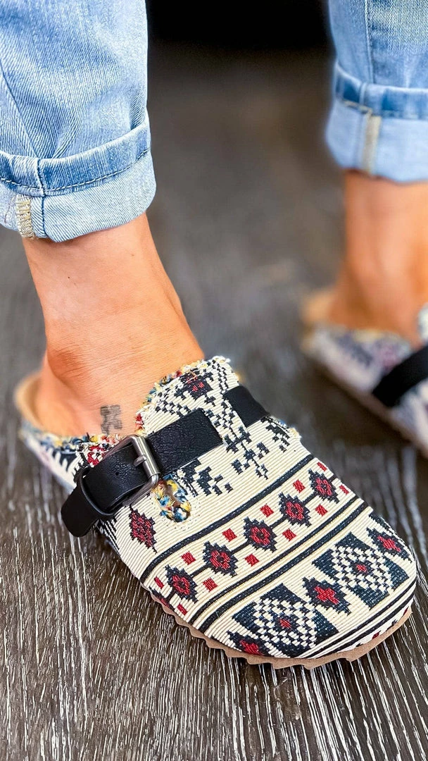 Very G Hebe Slip On Shoes