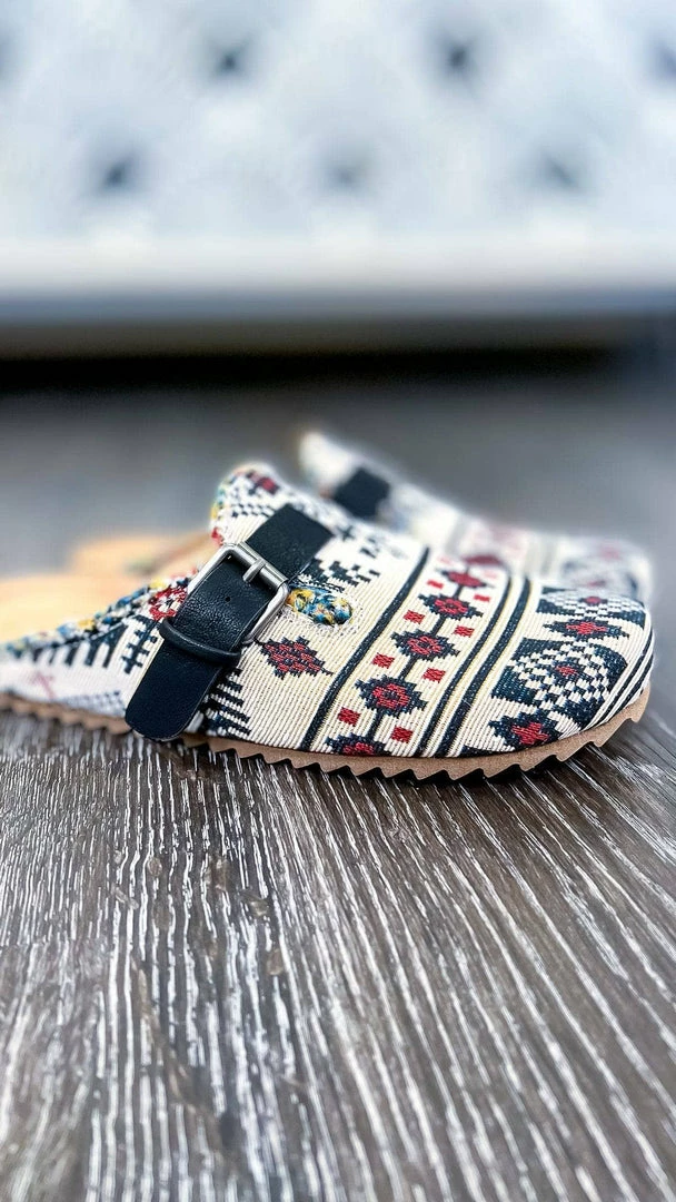 Very G Hebe Slip On Shoes