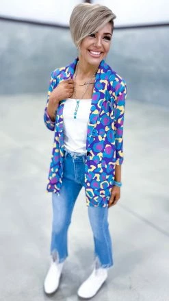 The ZigZag Stripe Highlight The Spark Blazer OUTERWEAR