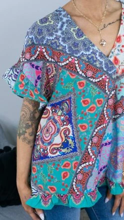 Umgee Hold Their Gaze Top TOPS & TUNICS