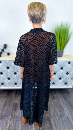 The ZigZag Stripe OUTERWEAR In My Circle Cardigan