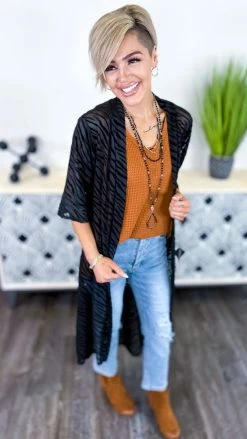 The ZigZag Stripe OUTERWEAR In My Circle Cardigan