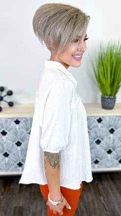 The ZigZag Stripe TOPS & TUNICS Ivory Noteworthy Style Top