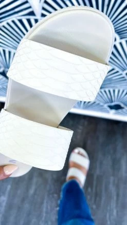 MIA Ivory Saige Platform Sandals